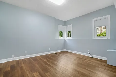 5123 Regents Park Road Rockford IL 61107