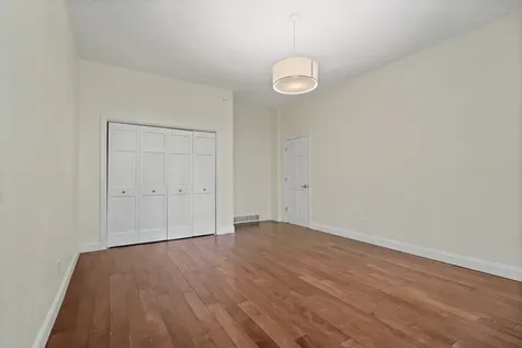 5123 Regents Park Road Rockford IL 61107