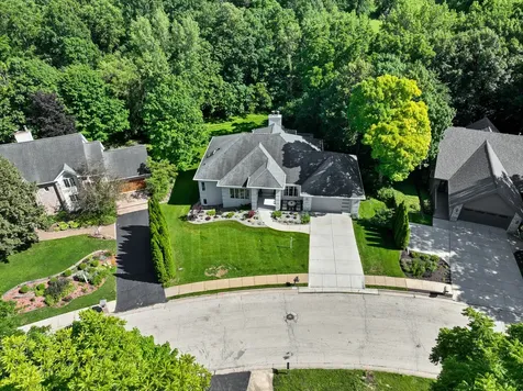 5123 Regents Park Road Rockford IL 61107