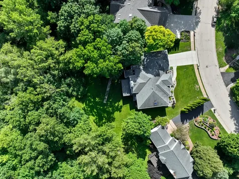5123 Regents Park Road Rockford IL 61107