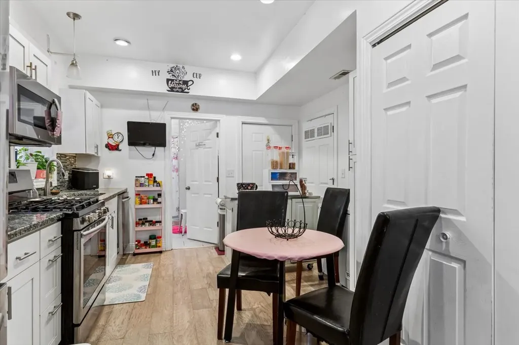 1814 North Sawyer Avenue Chicago IL 60647