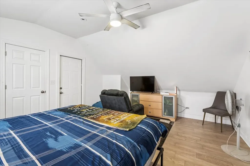 1814 North Sawyer Avenue Chicago IL 60647