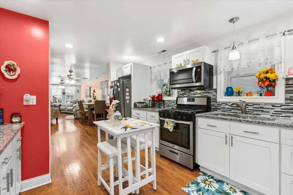 1814 North Sawyer Avenue Chicago IL 60647