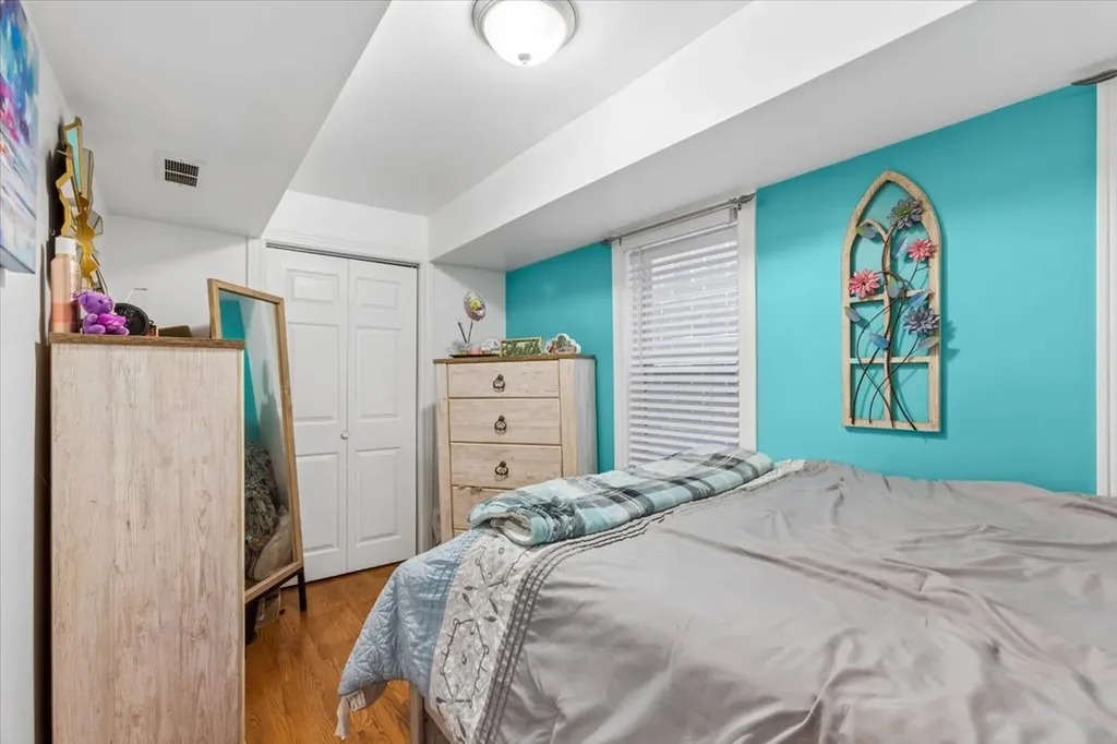 1814 North Sawyer Avenue Chicago IL 60647
