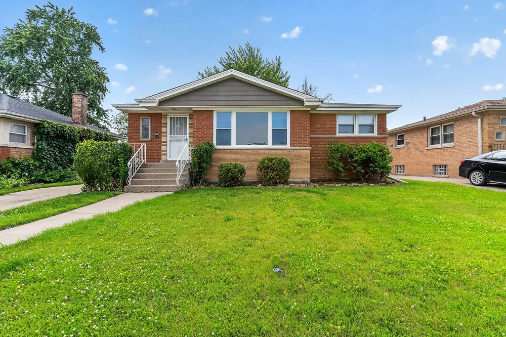 16358 Drexel Avenue South Holland IL 60473