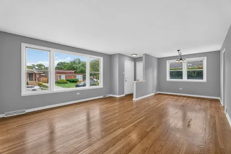16358 Drexel Avenue South Holland IL 60473