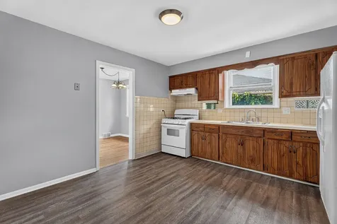 16358 Drexel Avenue South Holland IL 60473
