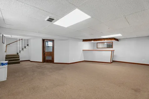 16358 Drexel Avenue South Holland IL 60473
