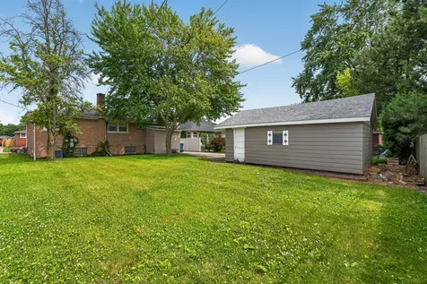 16358 Drexel Avenue South Holland IL 60473