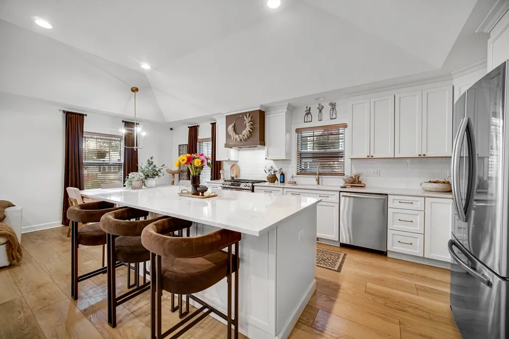 209 South Chase Street Wheaton IL 60187
