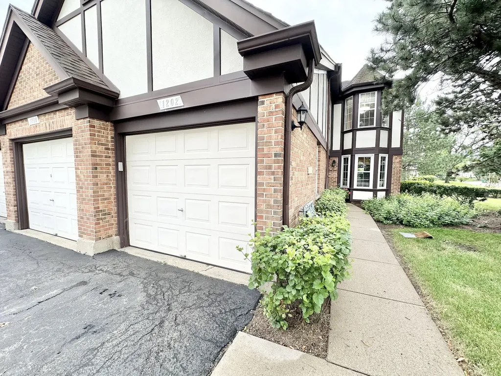 1202 Clearview Court Buffalo Grove IL 60089