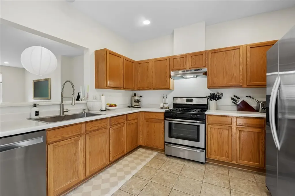 218 Polo Club Drive Glendale Heights IL 60139
