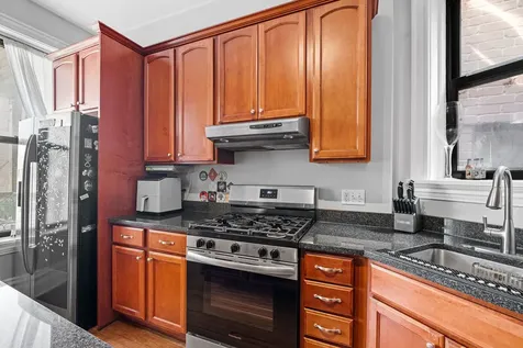 3551 North Reta Avenue Chicago IL 60657