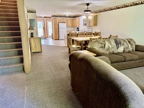 2643 North 178 Route Utica IL 61373