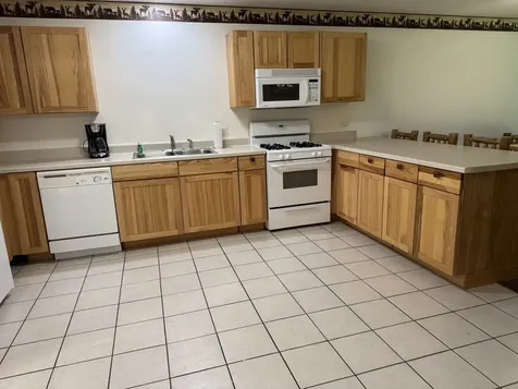 2643 North 178 Route Utica IL 61373