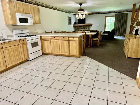 2643 North 178 Route Utica IL 61373