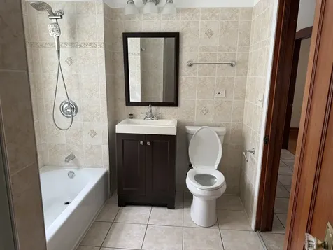 2252 North Laramie Avenue Chicago IL 60639