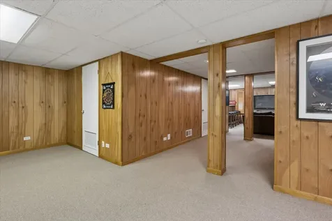 1075 North Avenue Deerfield IL 60015