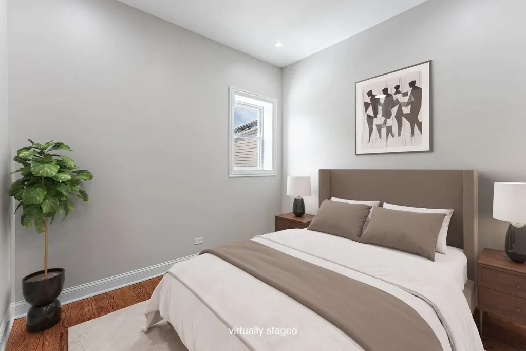 2421 West Flournoy Street Chicago IL 60612