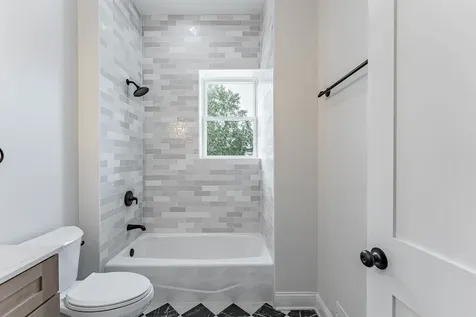 2421 West Flournoy Street Chicago IL 60612