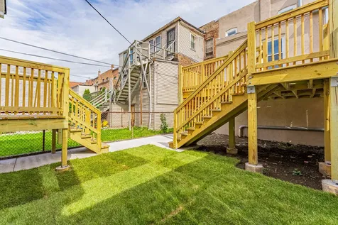 2421 West Flournoy Street Chicago IL 60612