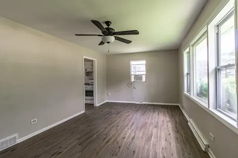 1038 Landon Avenue Winthrop Harbor IL 60096