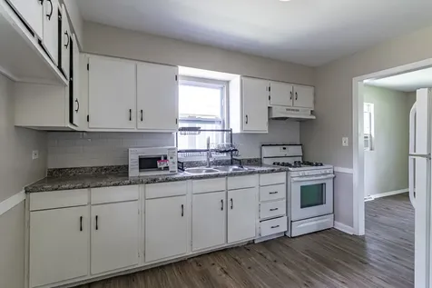 1038 Landon Avenue Winthrop Harbor IL 60096