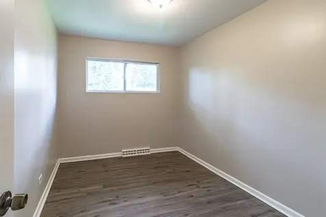 1038 Landon Avenue Winthrop Harbor IL 60096