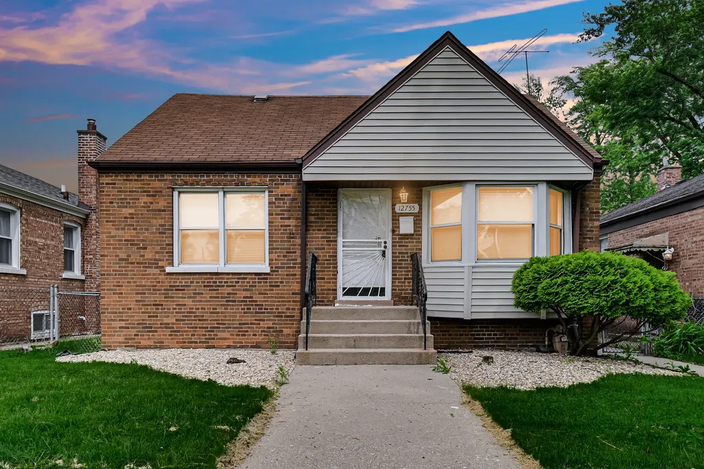 12755 South Parnell Street Chicago IL 60628