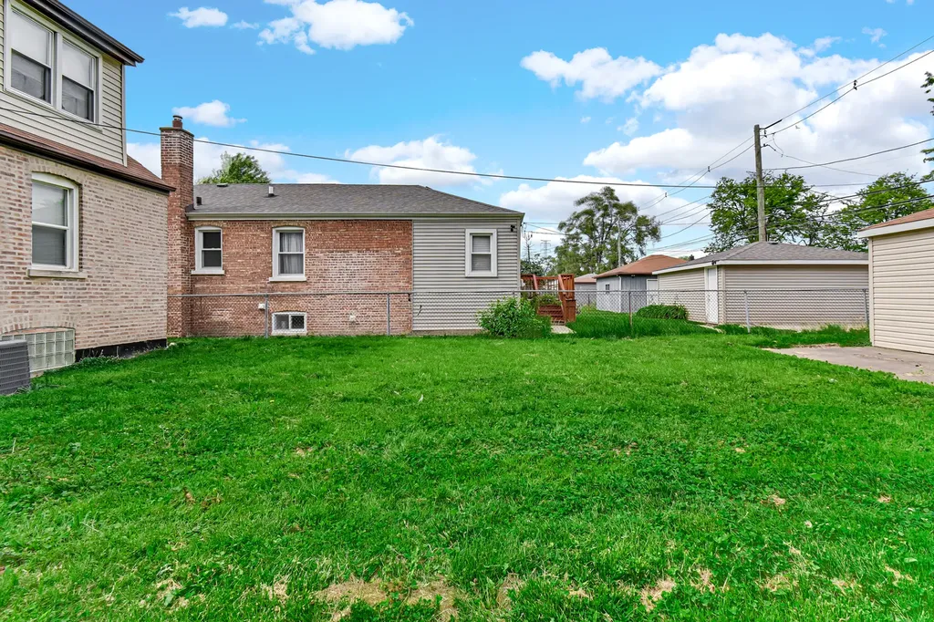 12755 South Parnell Street Chicago IL 60628