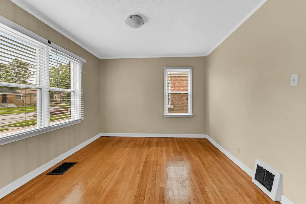 12755 South Parnell Street Chicago IL 60628