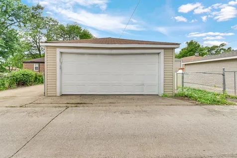12755 South Parnell Street Chicago IL 60628