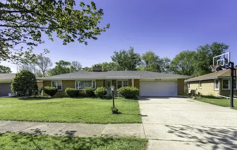 1714 Mayfield Avenue Joliet IL 60435