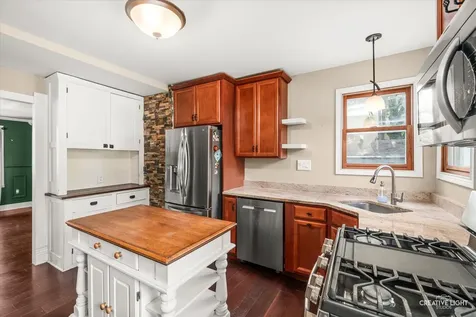 125 East Lasalle Street Somonauk IL 60552