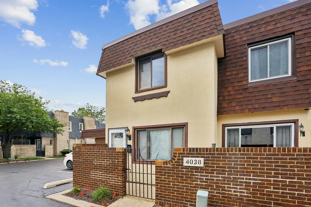 4038 Almansa Lane Oak Lawn IL 60453