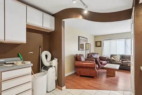 4038 Almansa Lane Oak Lawn IL 60453