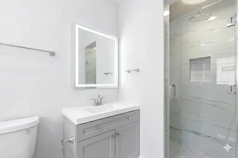 6337 North Oakley Avenue Chicago IL 60659