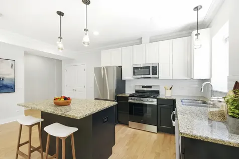 6337 North Oakley Avenue Chicago IL 60659