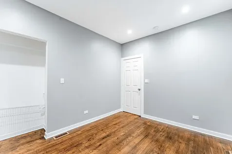 12238 South Yale Avenue Chicago IL 60628