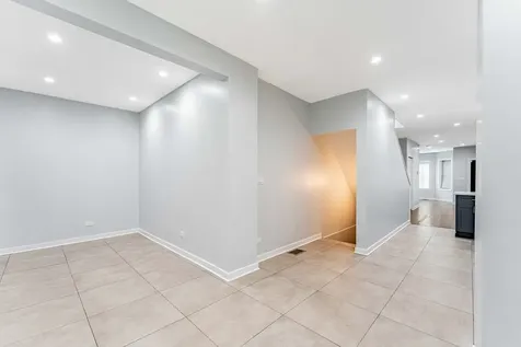 12238 South Yale Avenue Chicago IL 60628