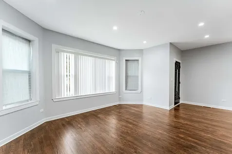 12238 South Yale Avenue Chicago IL 60628