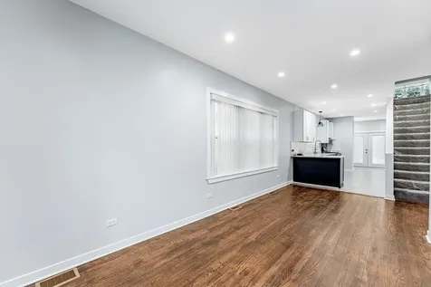 12238 South Yale Avenue Chicago IL 60628