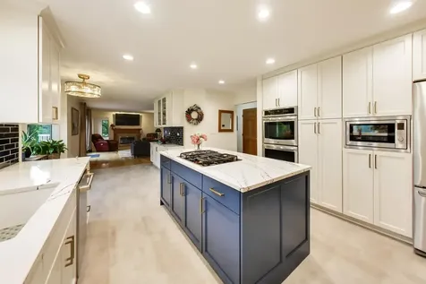 515 Grand Meadow Lane Mchenry IL 60051