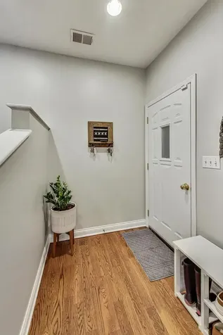 1818 West Superior Street Chicago IL 60622