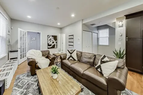 1818 West Superior Street Chicago IL 60622