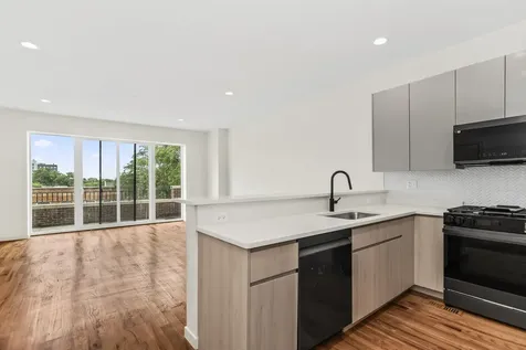 4316 South Michigan Avenue Chicago IL 60653