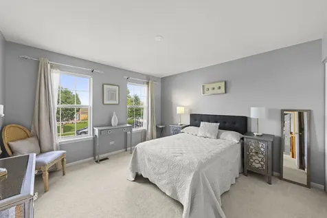 450 Raintree Drive Oswego IL 60543