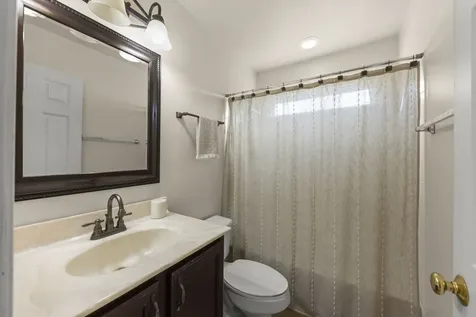450 Raintree Drive Oswego IL 60543