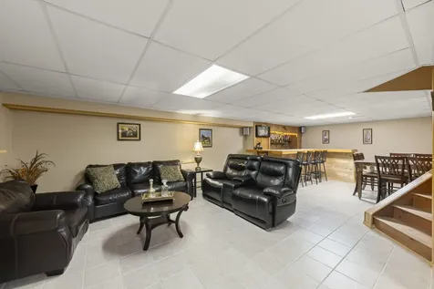 450 Raintree Drive Oswego IL 60543