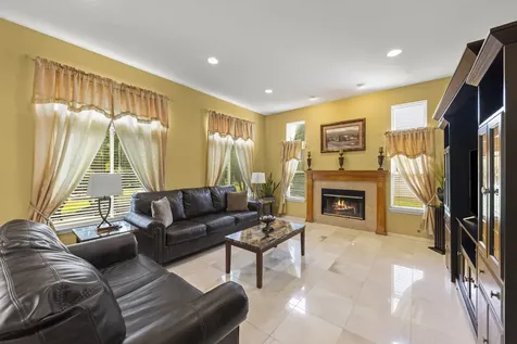 450 Raintree Drive Oswego IL 60543